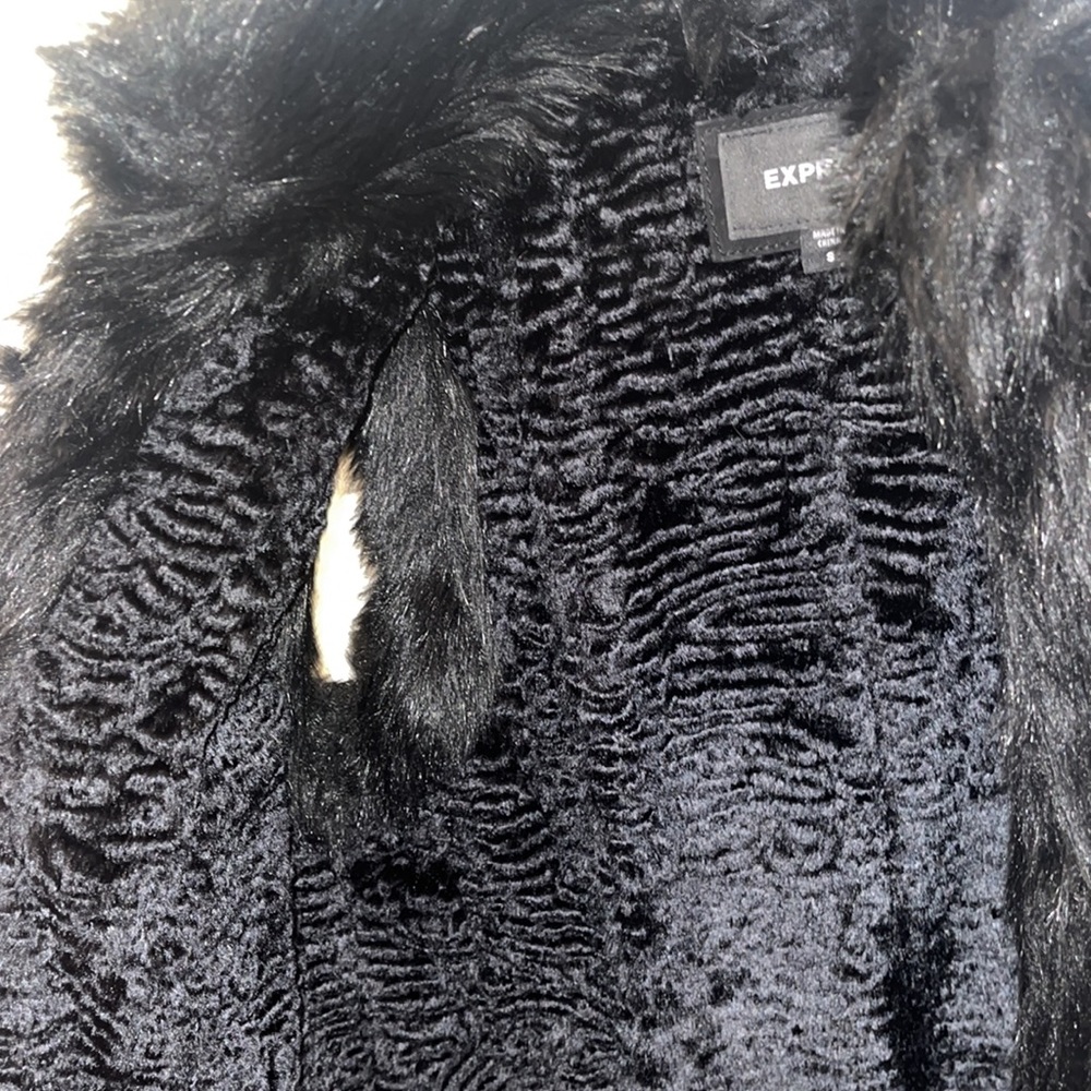Express faux fur vest black small - Picture 4 of 4